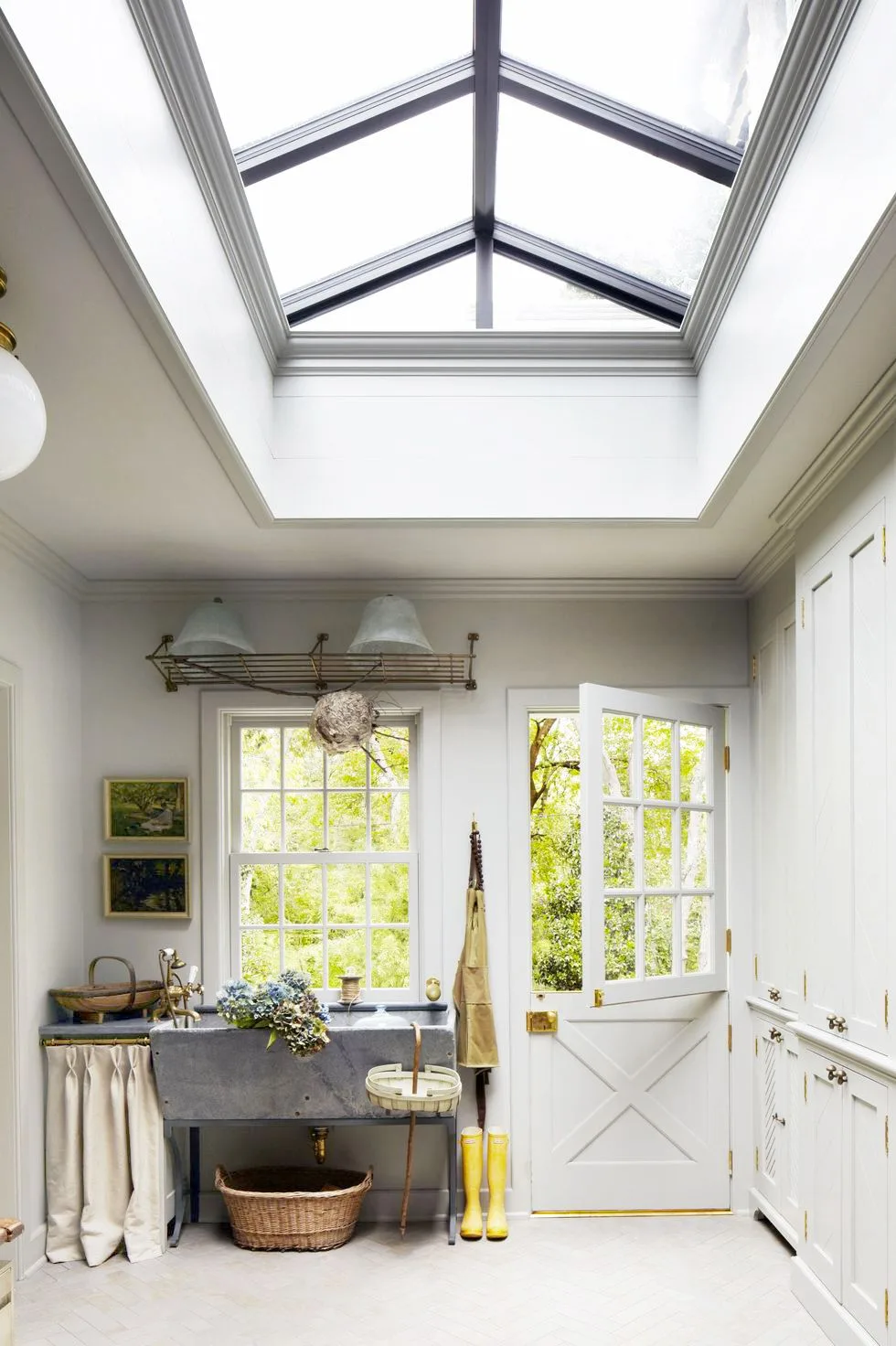 gieng troi skylight