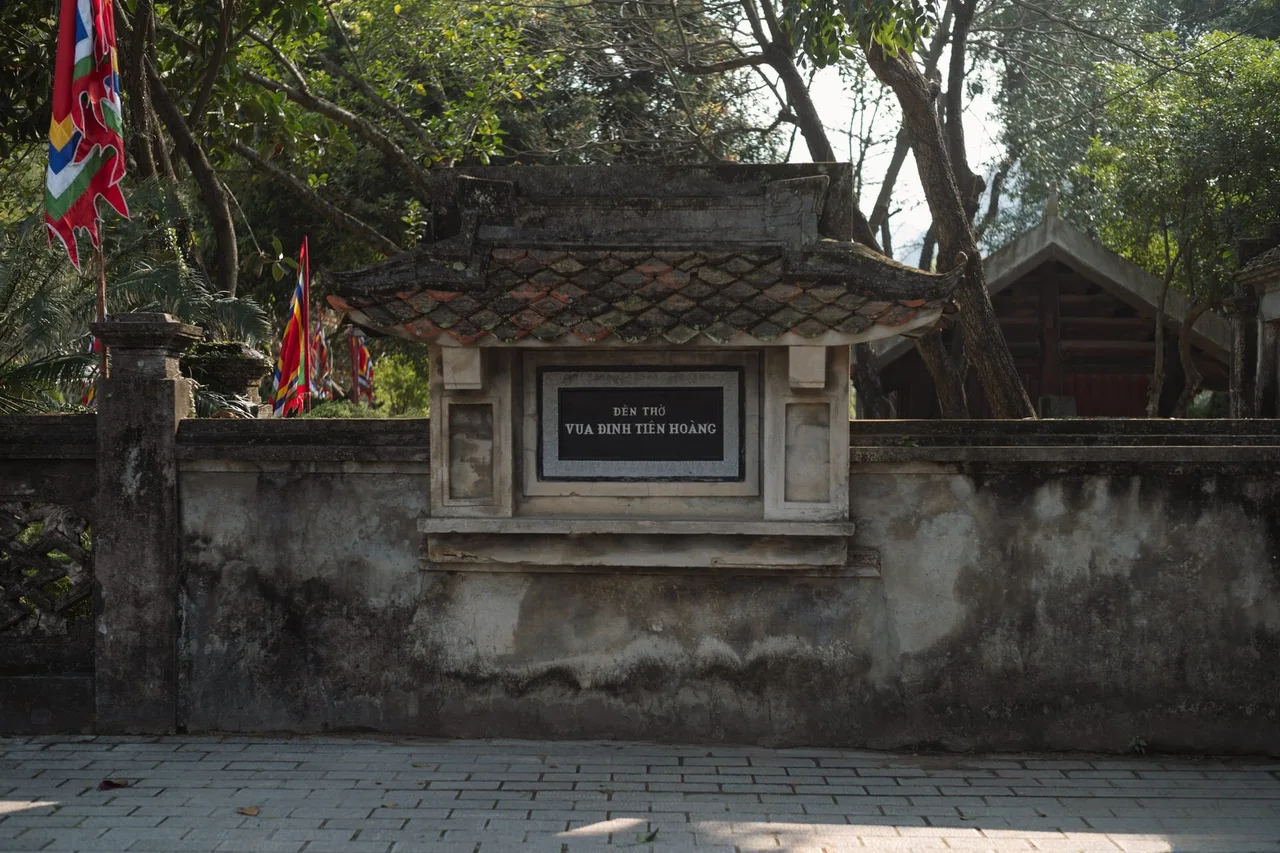 co do viet nam hoa lu hoang thanh thang long dai noi hue