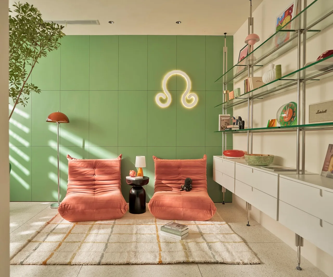 nha pho bach tuoc noi that tarchitects togo sofa