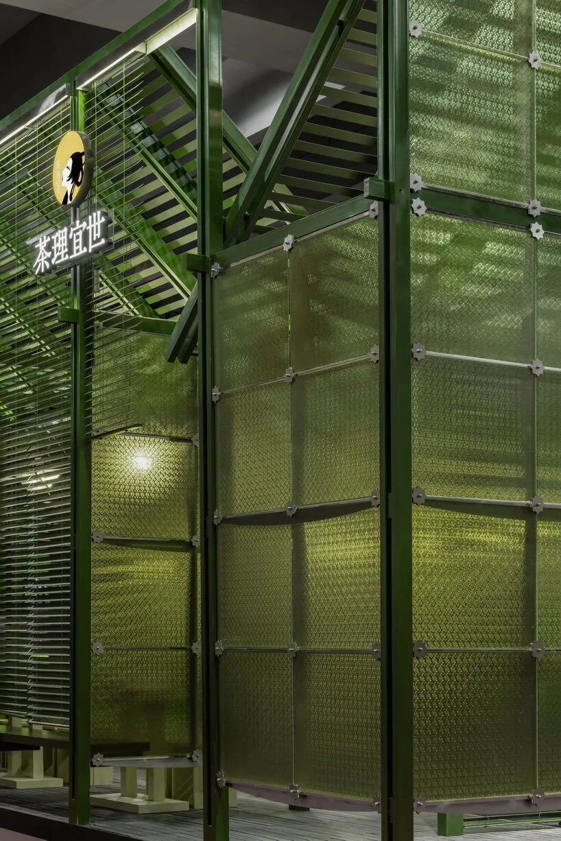 Charlie’s Tea store PMT Partners tra Linh Nam