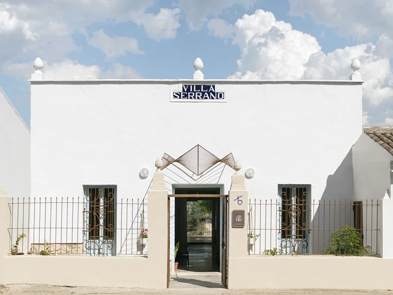 Villa Serrano - Cuộc sống mới trên giá trị cũ