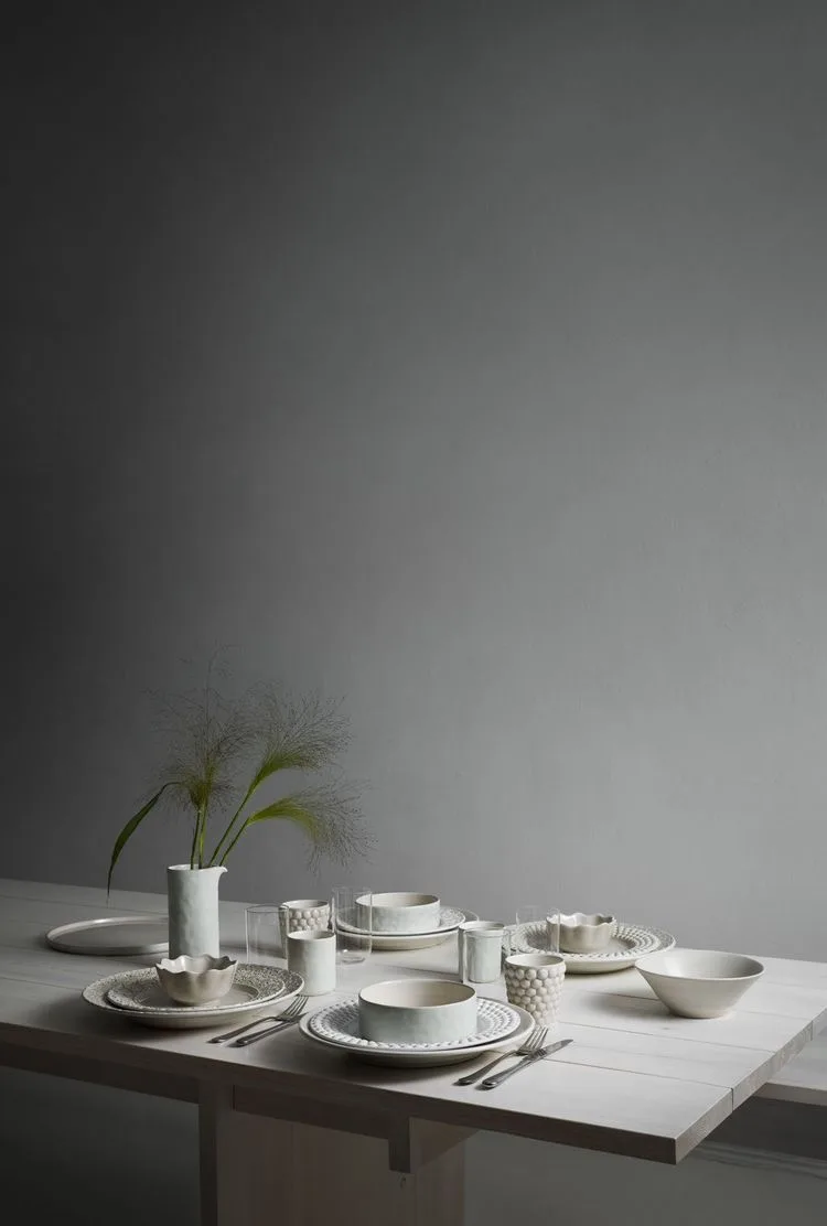 đồ gốm by-sam-baron-and-yatzer-for-mateus-new-design-elledecoration vn 8