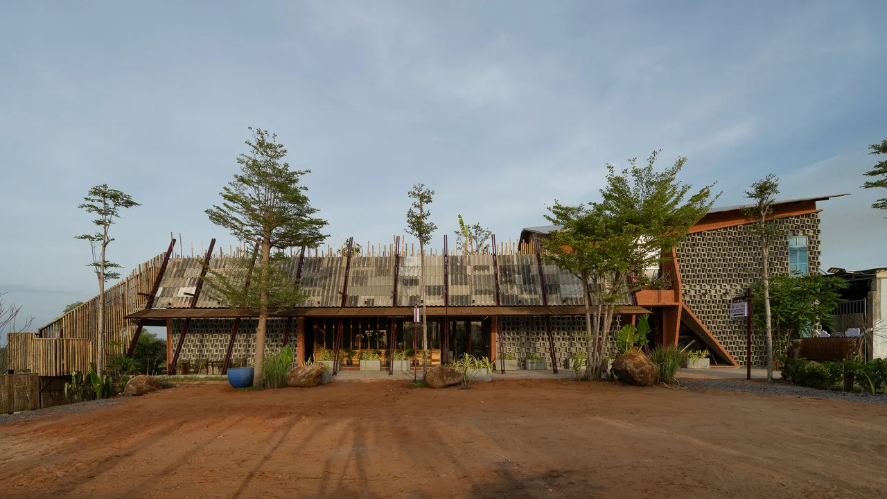 Dragonfly Retreat & Café khach san kien truc