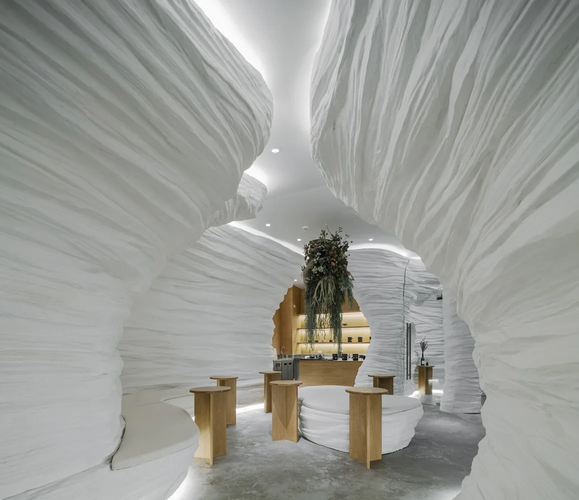 thach cao plaster KSANA Tea House Bangkok