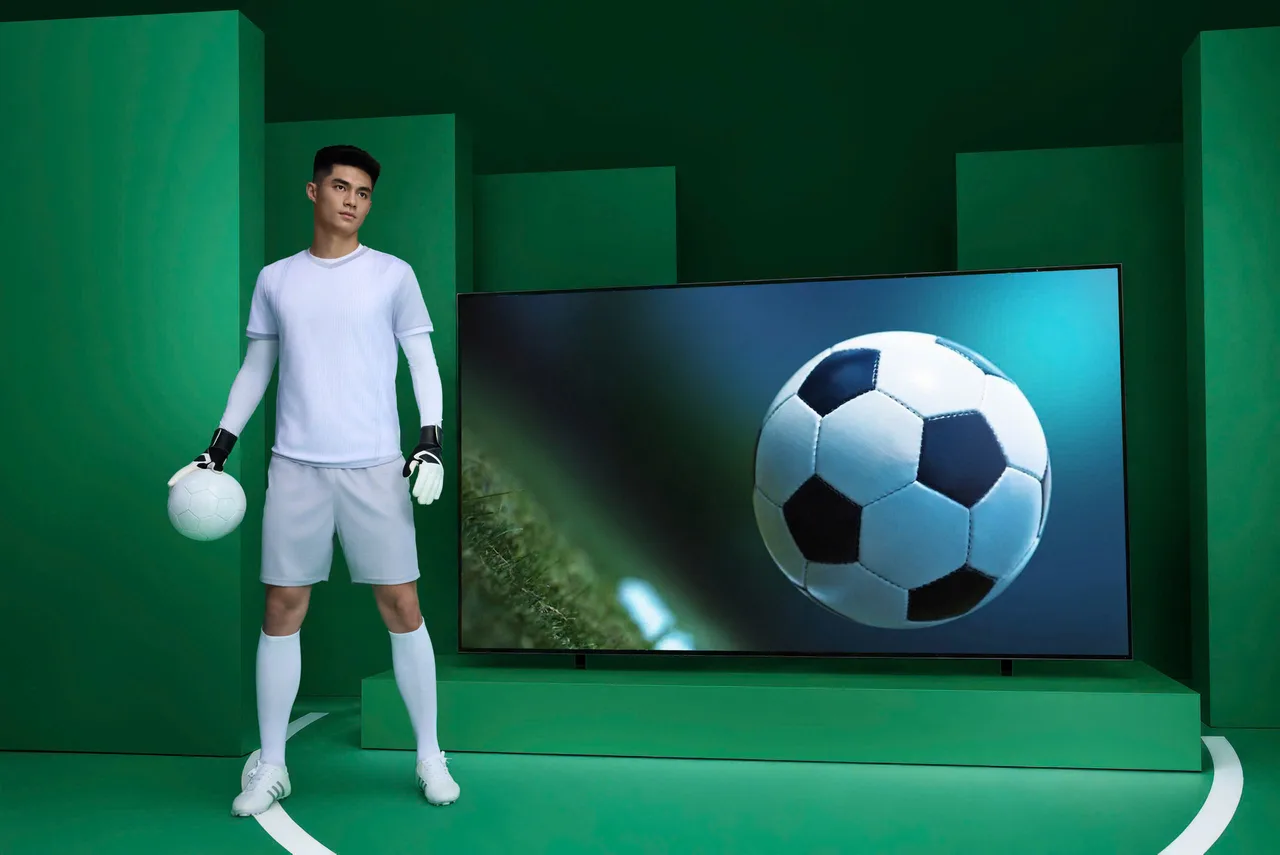 TV LG QNED evo AI MiniLED thu mon tran trung kien