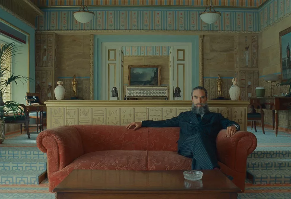 boi canh phim Roman Coppola Wes Anderson Benicio del Toro