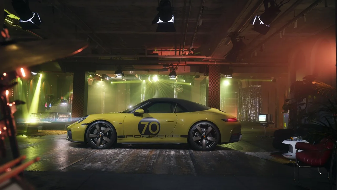 porsche 911 spirit 70 xe hoi sang trong the thao