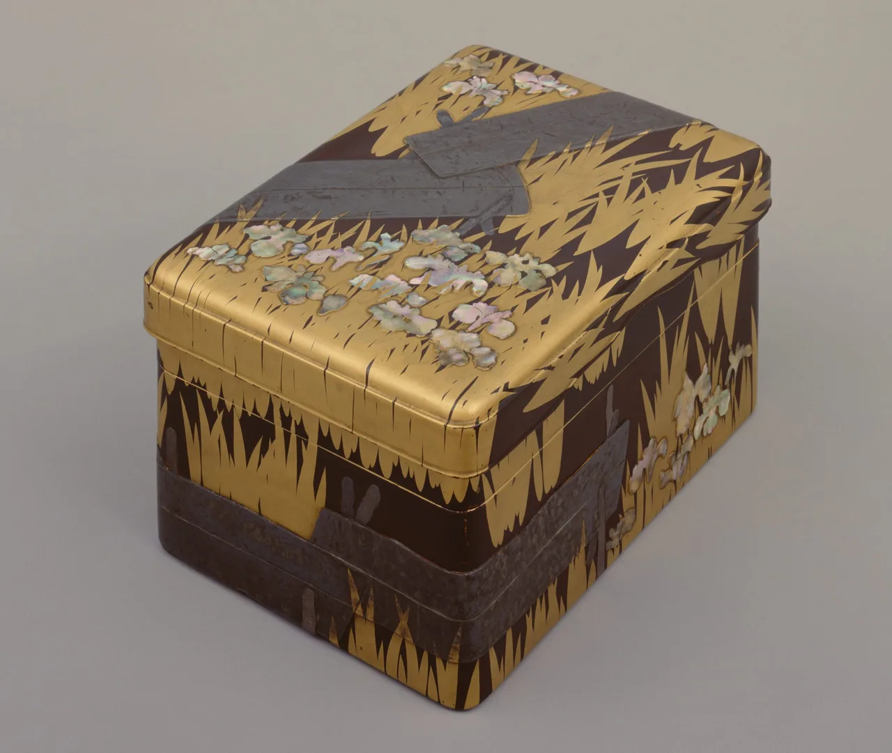 kham xa cu mother of pearl inlay lich su nguon goc lang nghe