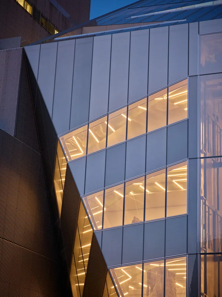 new museum SANAA oma
