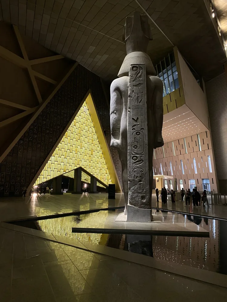 tuong pharaoh ramses ii bao tang grand egyptian