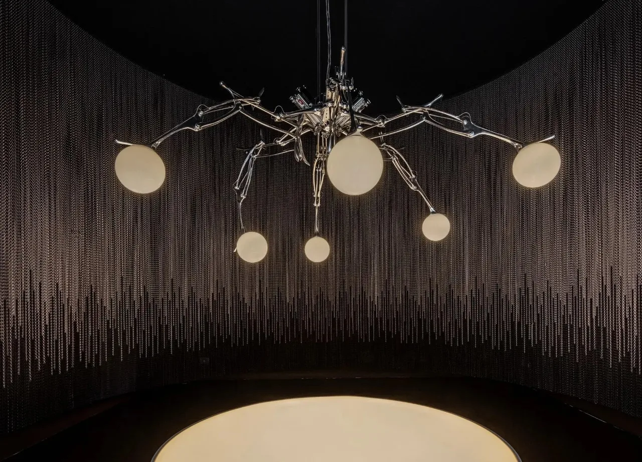 nilufar andrea mancuso den chum lumiac futuristic