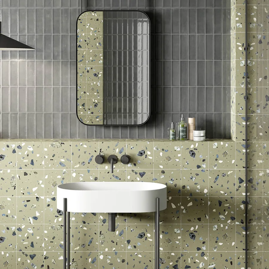 gach op phong tam nho tiles bathroom