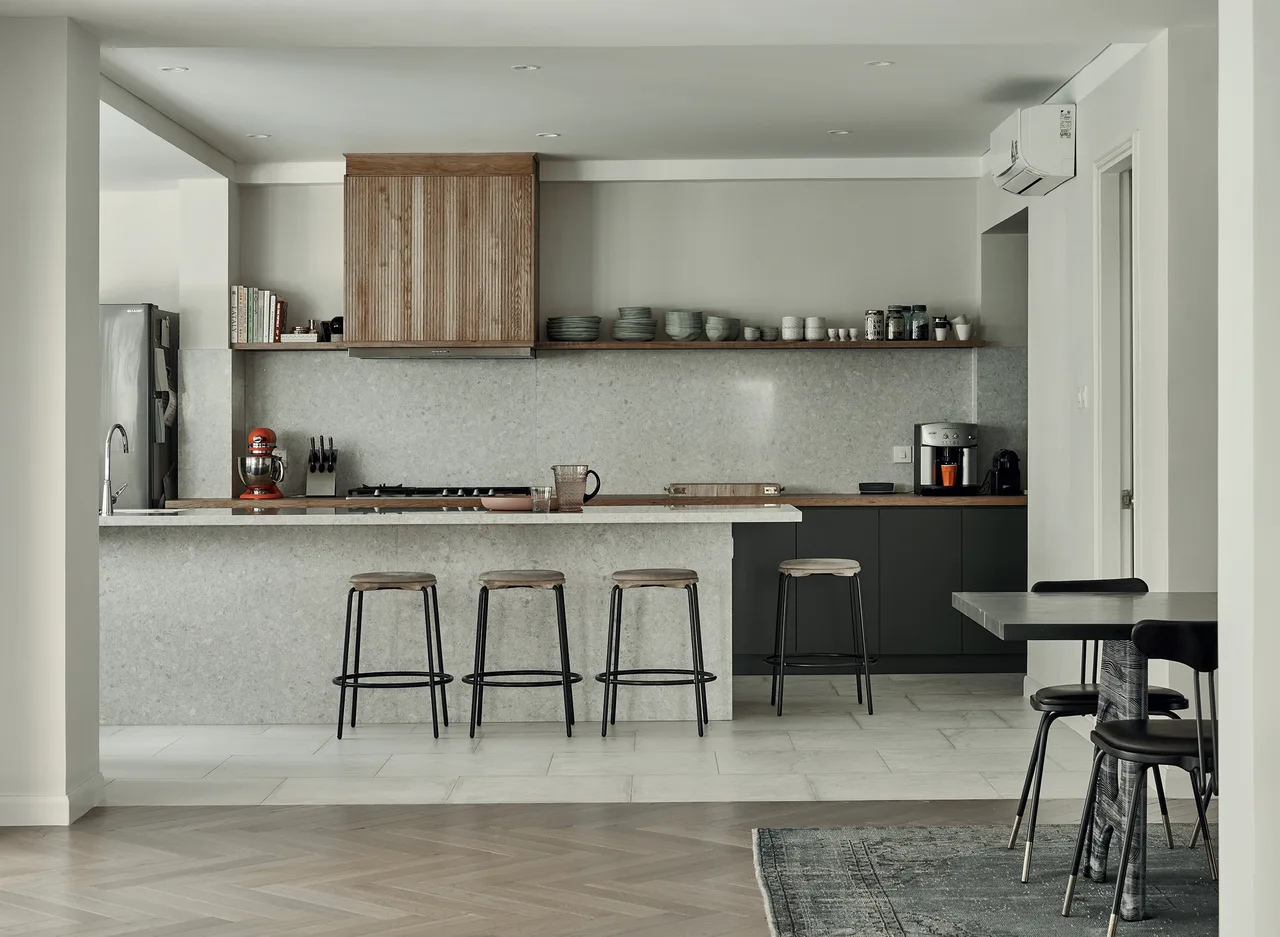 House 4