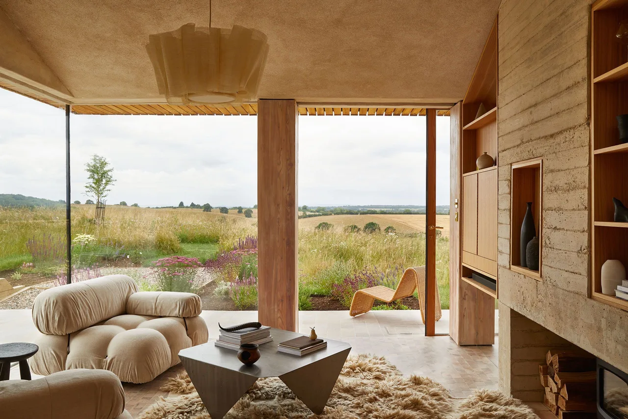 London nha nghi duong The Makers Barn HUTCH