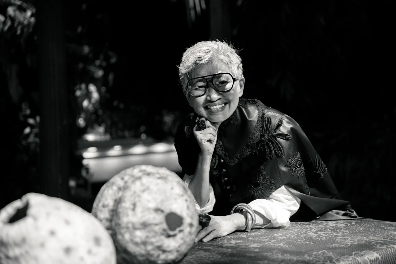 naomi thuy nguyen black white chan dung elle decoration