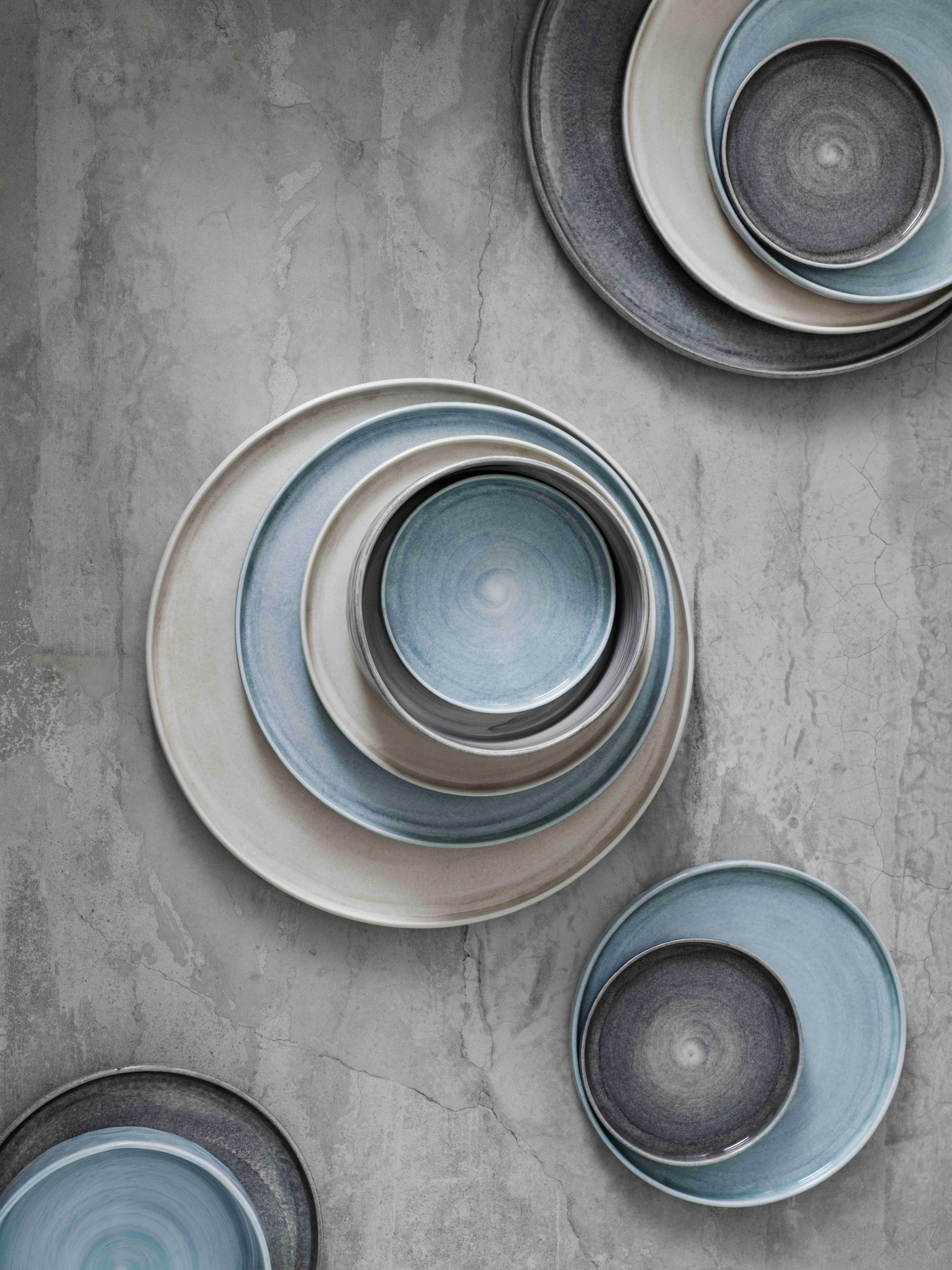 đồ gốm by-sam-baron-and-yatzer-for-mateus-new-design-elledecoration vn 4
