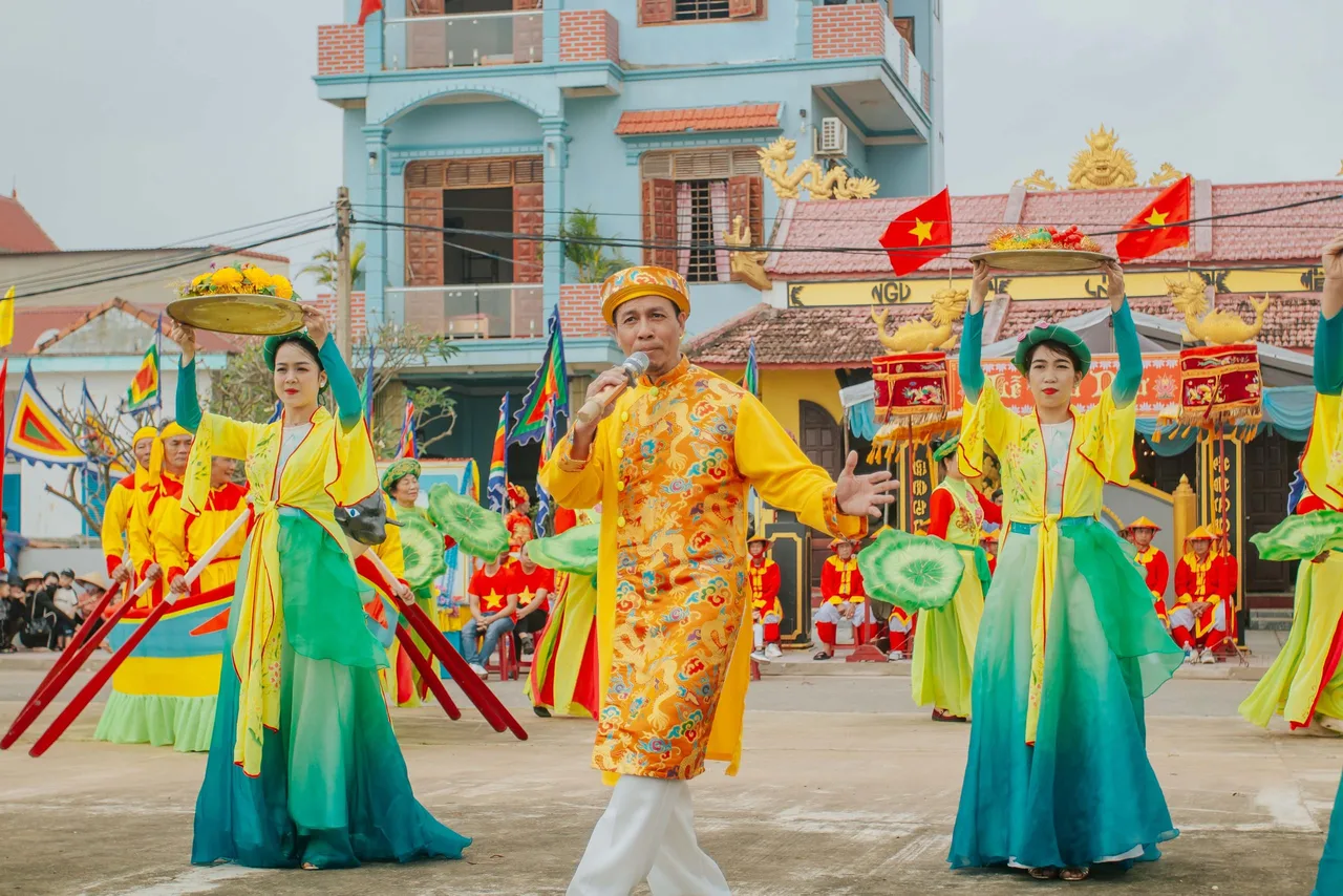 tuc tho ca ong viet nam nam hai dai tuong quan