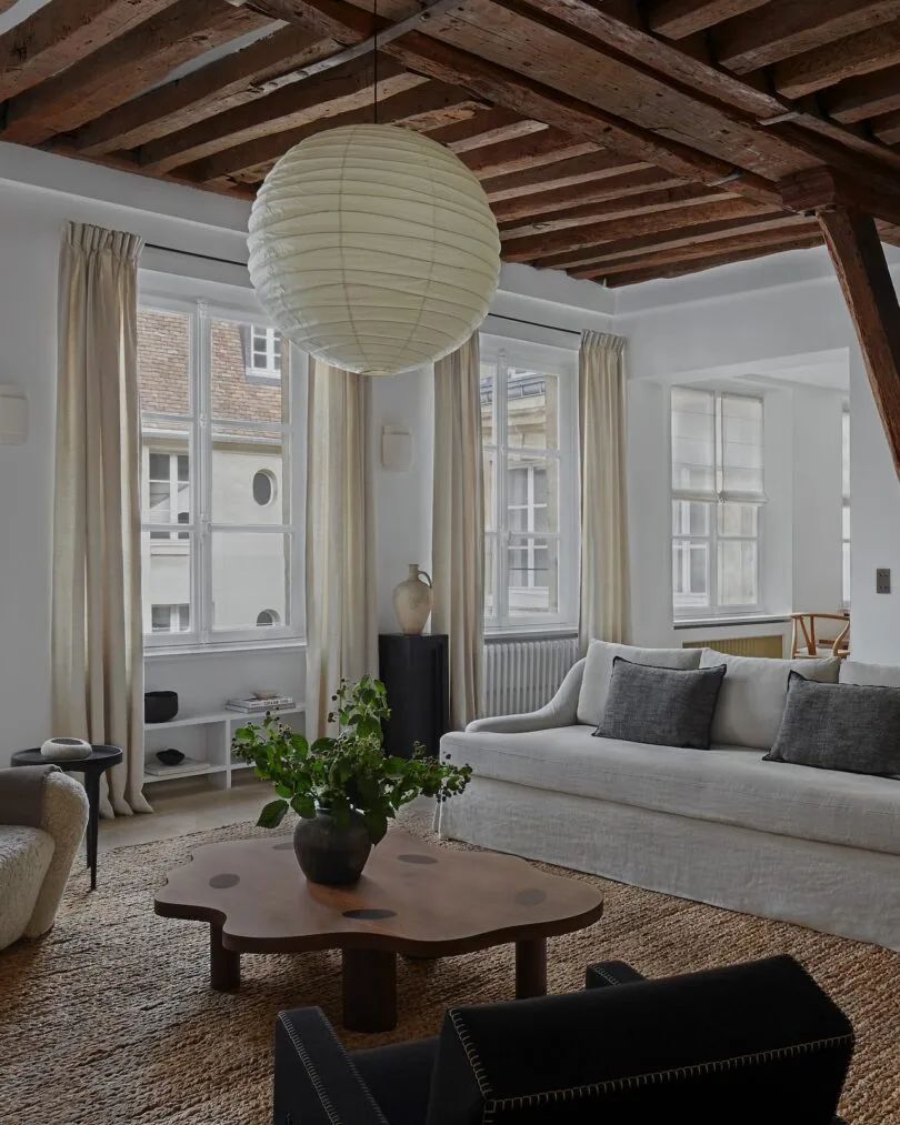 khong gian noi that Le Marais Paris Lichelle Silvestry