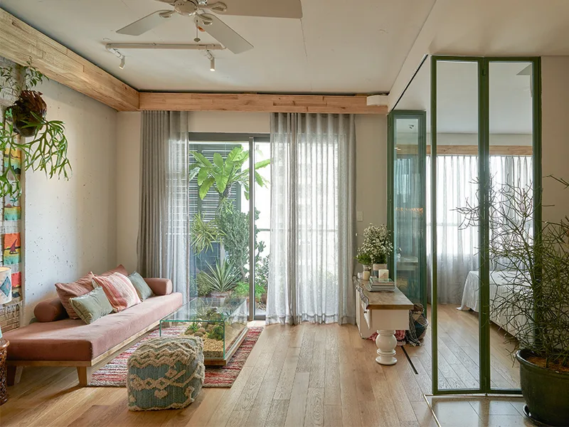 Căn hộ 46 mét vuông - Mơ về nơi xa lắm