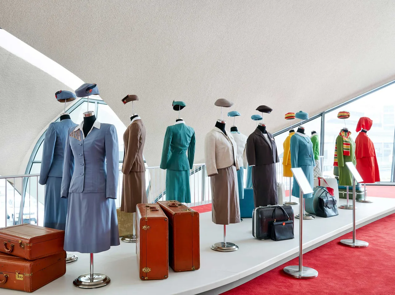 TWA Eero Saarinen Trans World Airlines Flight Center khach san