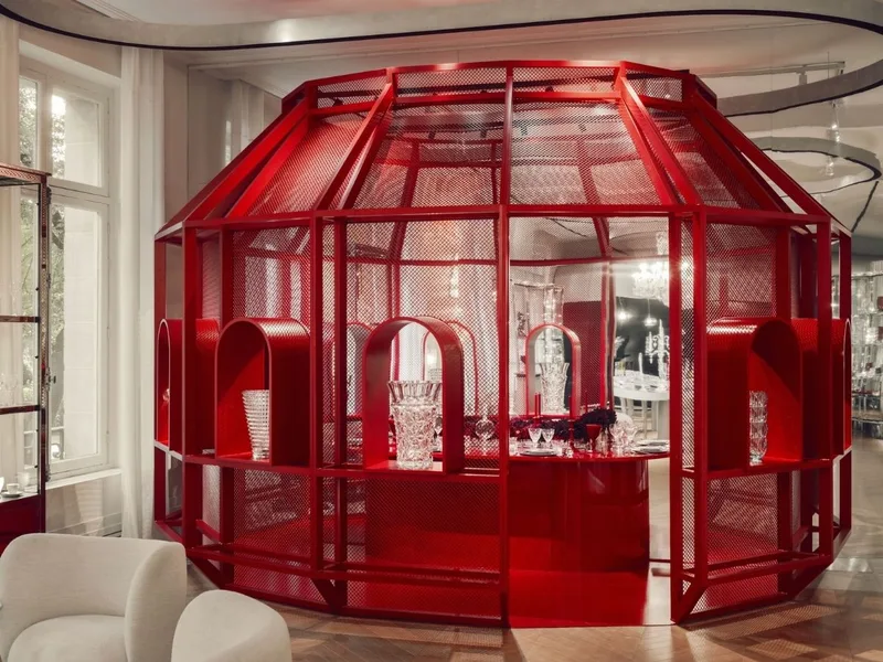 Ducasse Baccarat: Sắc đỏ của niềm vui