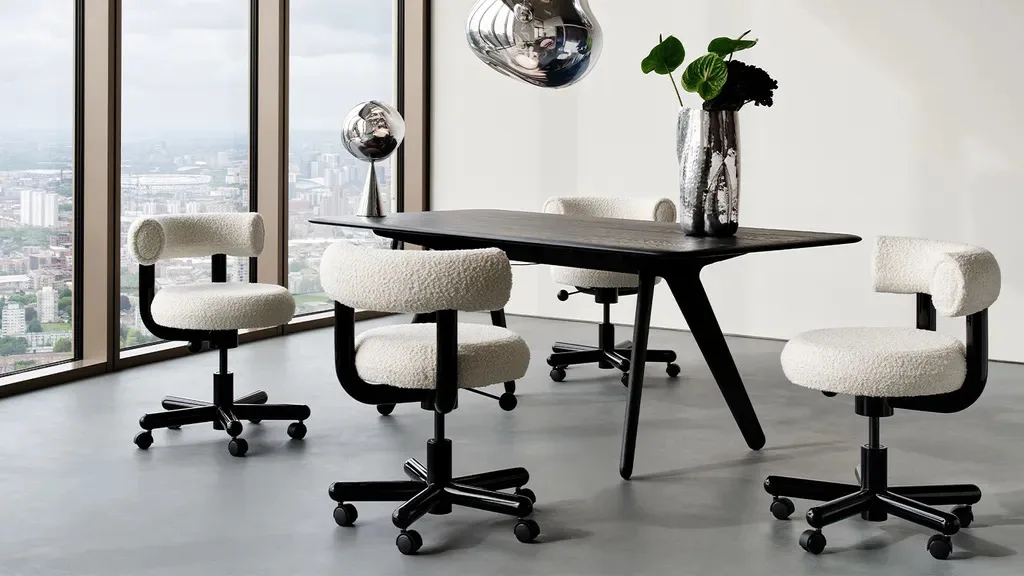ghe van phong fat work Tom Dixon