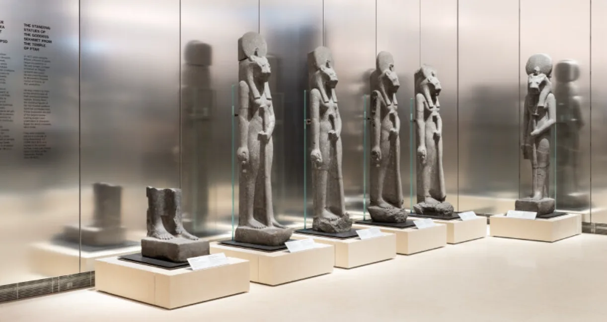 OMA Andrea Tabocchini Architecture bao tang Museo Egizio Turin italia Thebes ai cap greek Luxor