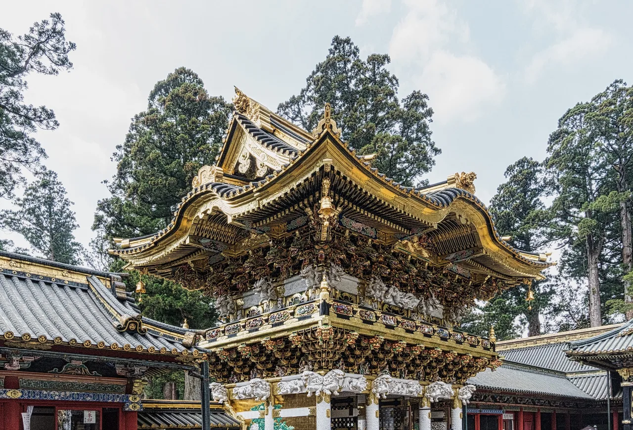 Nikko Toshogu Yomeimon duong minh mon Tokugawa Ieyasu