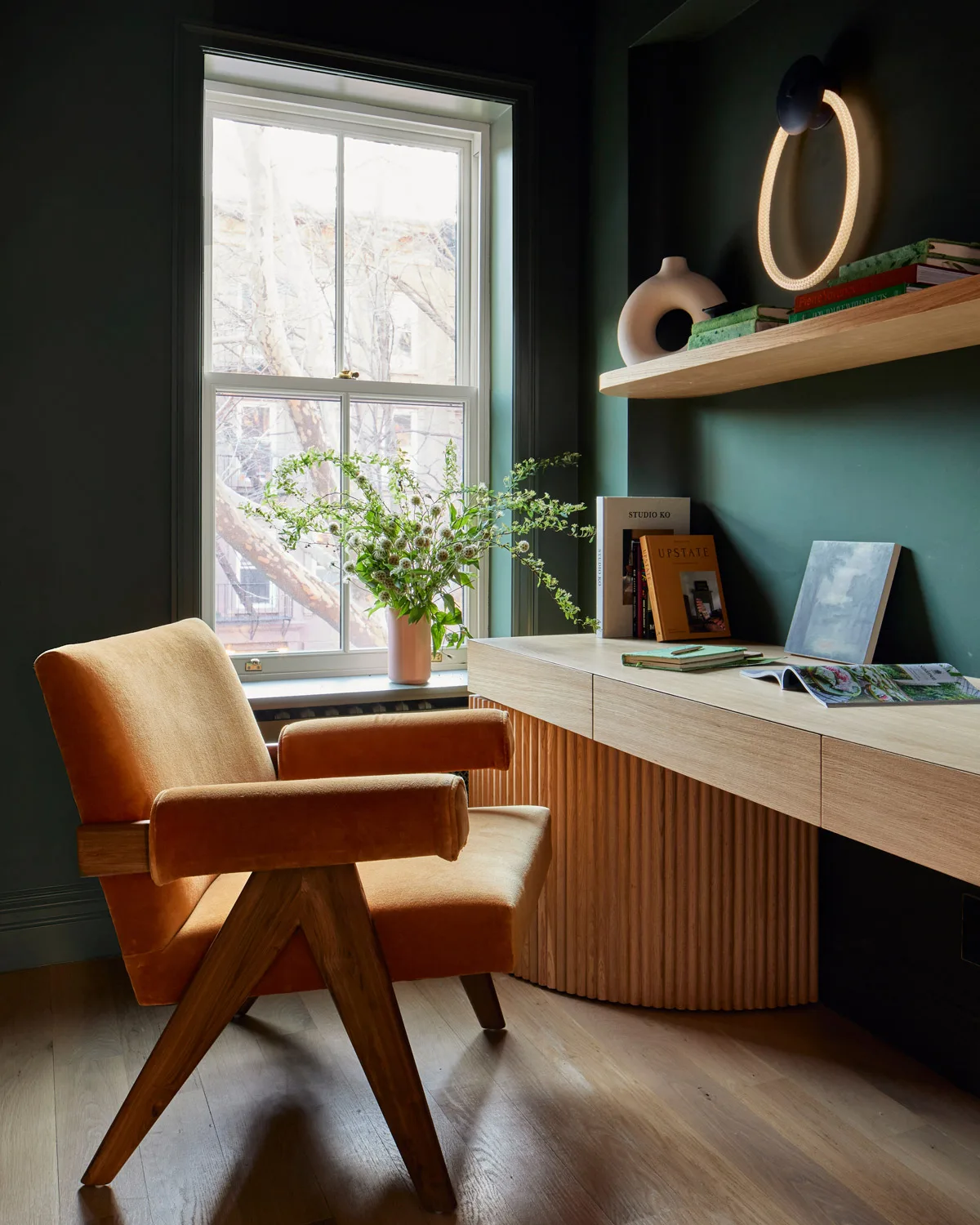 Nha Boerum Hill noi that phong lam viec