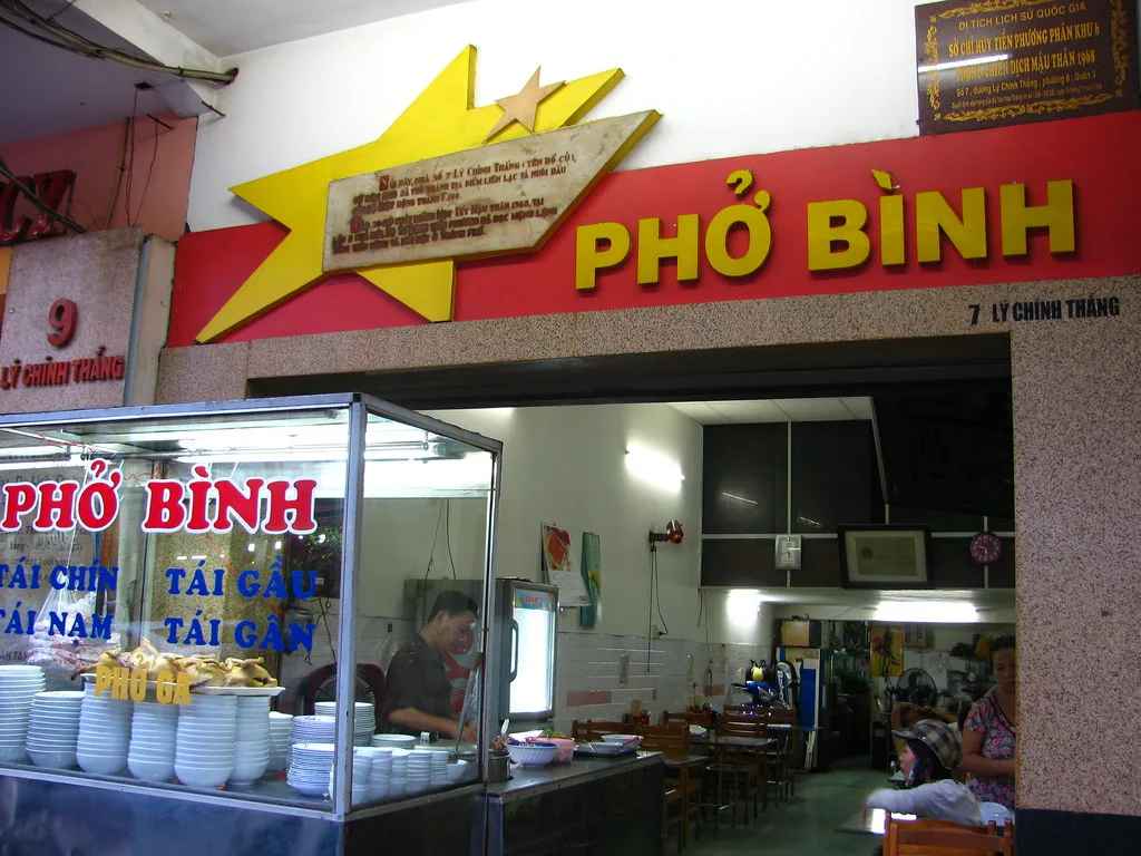 di tich lich su 304 pho binh