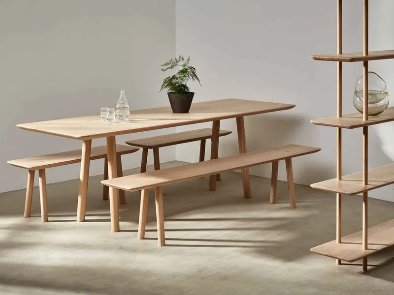 Bộ sưu tập nội thất gỗ tinh giản, đẹp không tì vết của Foster+Partners