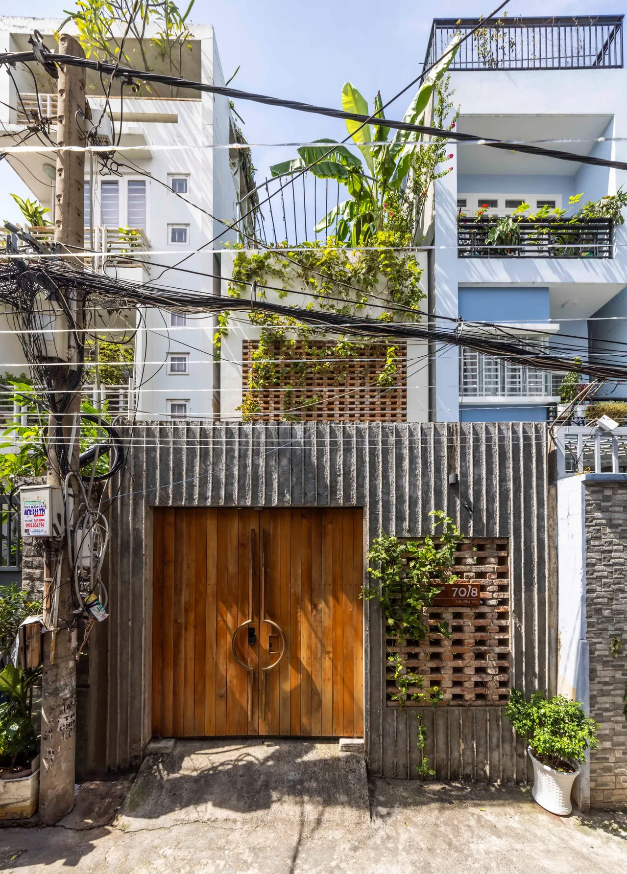 nha pho s house m++ architects mien tay nhiet doi