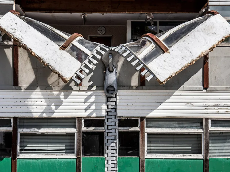 Alex Chinneck, ý tưởng dây kéo và tác phẩm nghệ thuật đương đại