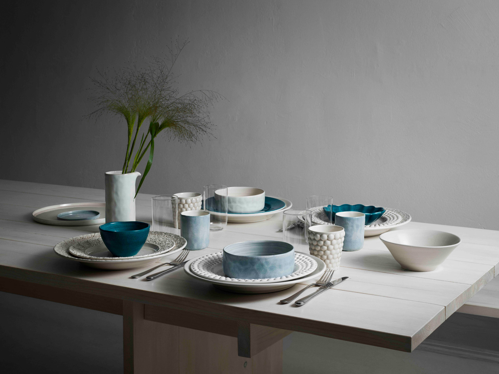 đồ gốm by-sam-baron-and-yatzer-for-mateus-new-design-elledecoration vn 7