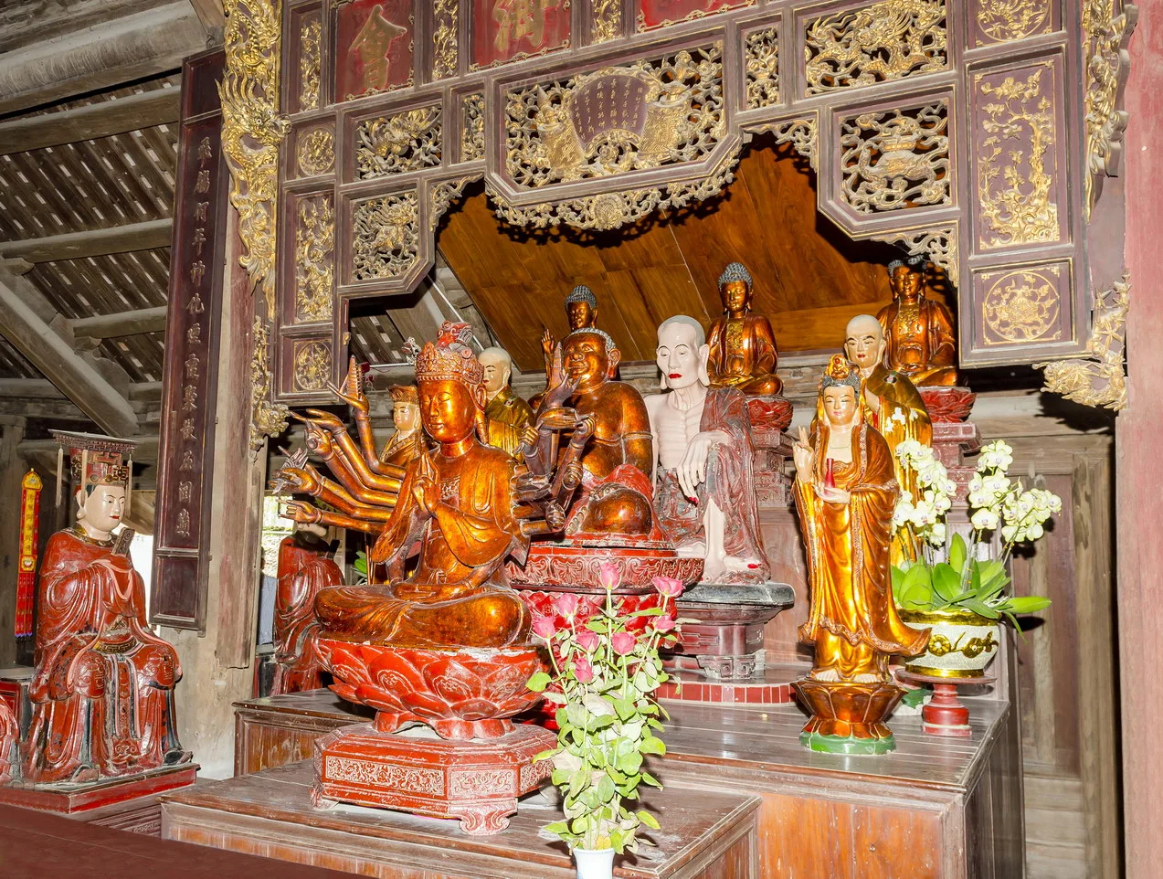 tuong phat dien tho chua thay di tich lich su