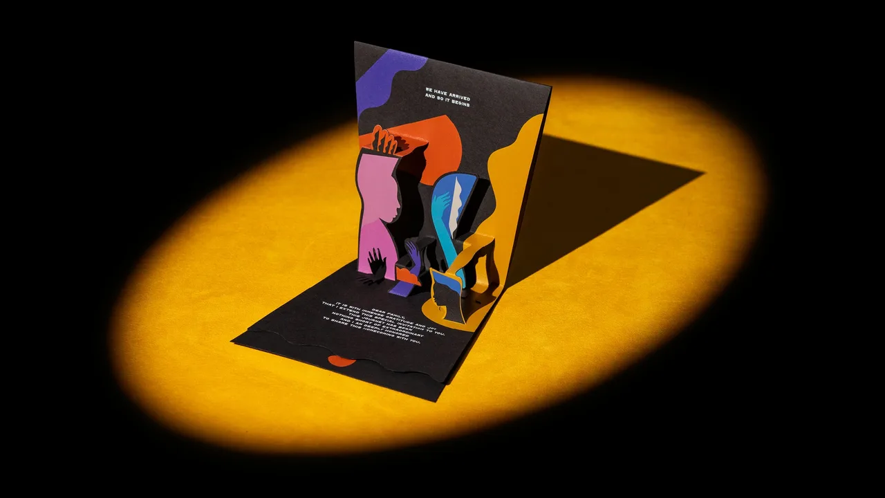 italian graphic designer communications design Happycentro