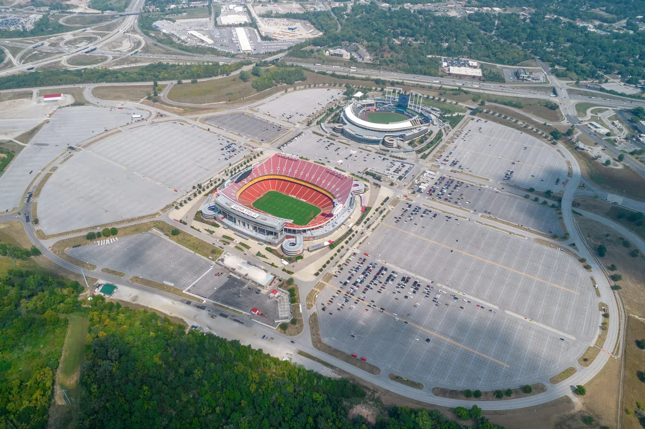 San van dong world cup 2026 Lumen Field Levi's Stadium SoFi Stadium Arrowhead Stadium AT&T Stadium Mercedes-Benz Stadium NRG Stadium Gillette Stadium Lincoln Financial Field Hard Rock Stadium MetLife Stadium Estadio Akron BBVA Bancomer Stadium Estadio Azteca BC Place Stadium BMO Field