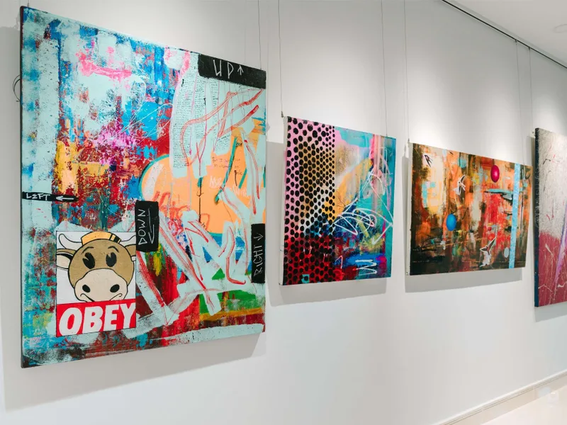 Ivan Shenevsky Gallery: Khi phòng tranh trở thành không gian tự sự