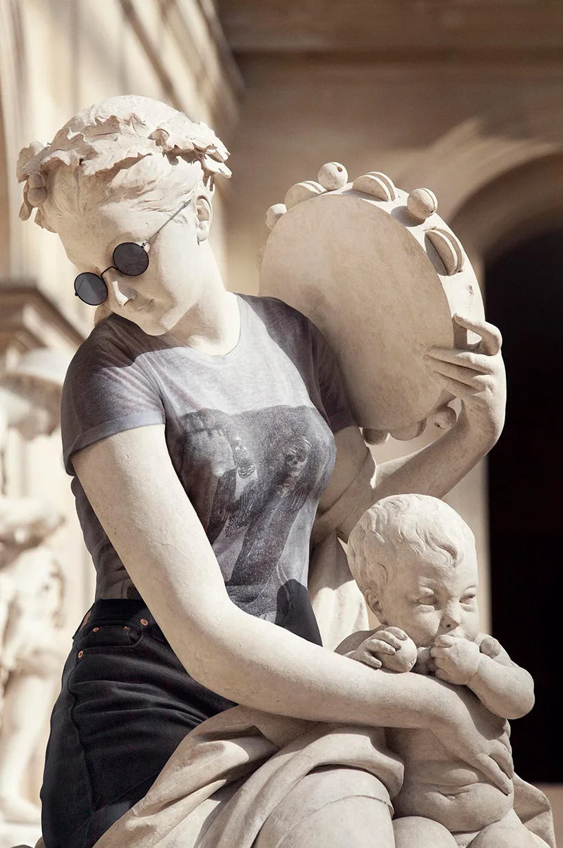 Hipsters in stone