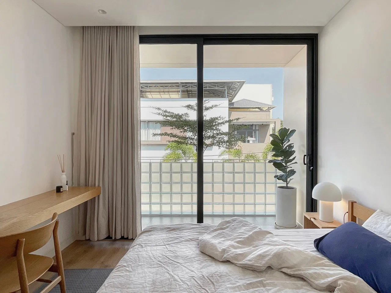 noi that phong ngu 68 home n café aha.studio.arc