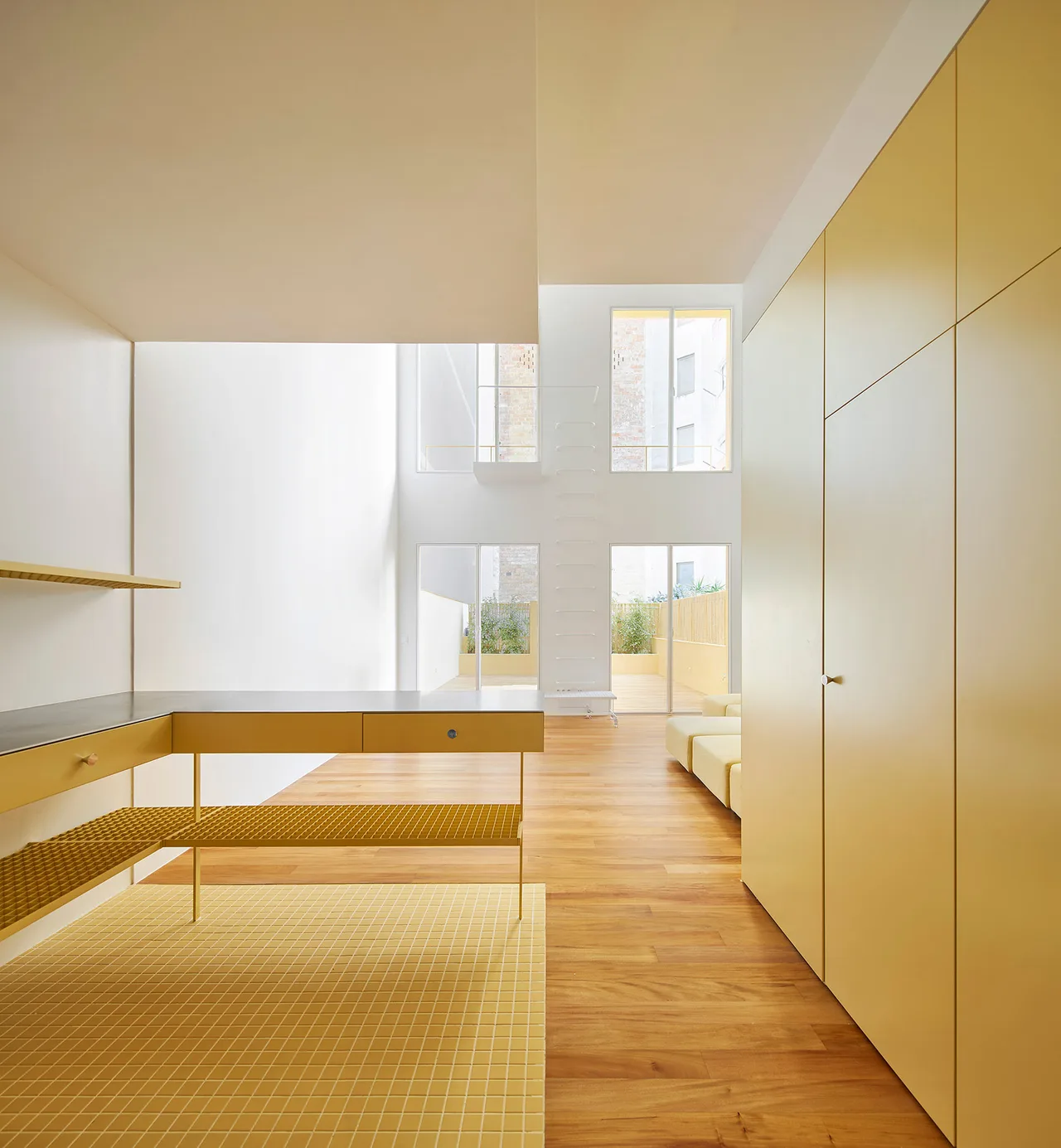vang bo buttery yellow Duplex spain Arquitectura-G