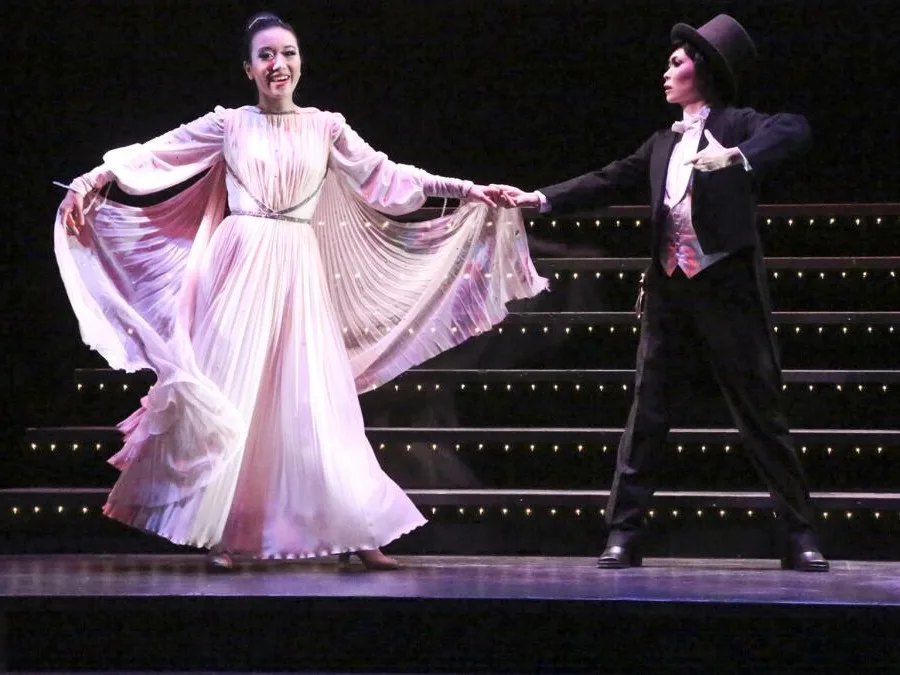 takarazuka revue san khau kich nhat ban