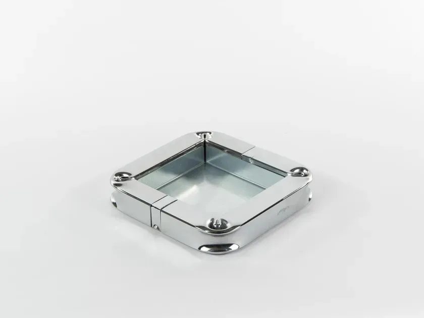 trang guong Mirror Polishing Confine tray Situér Federica Paoli