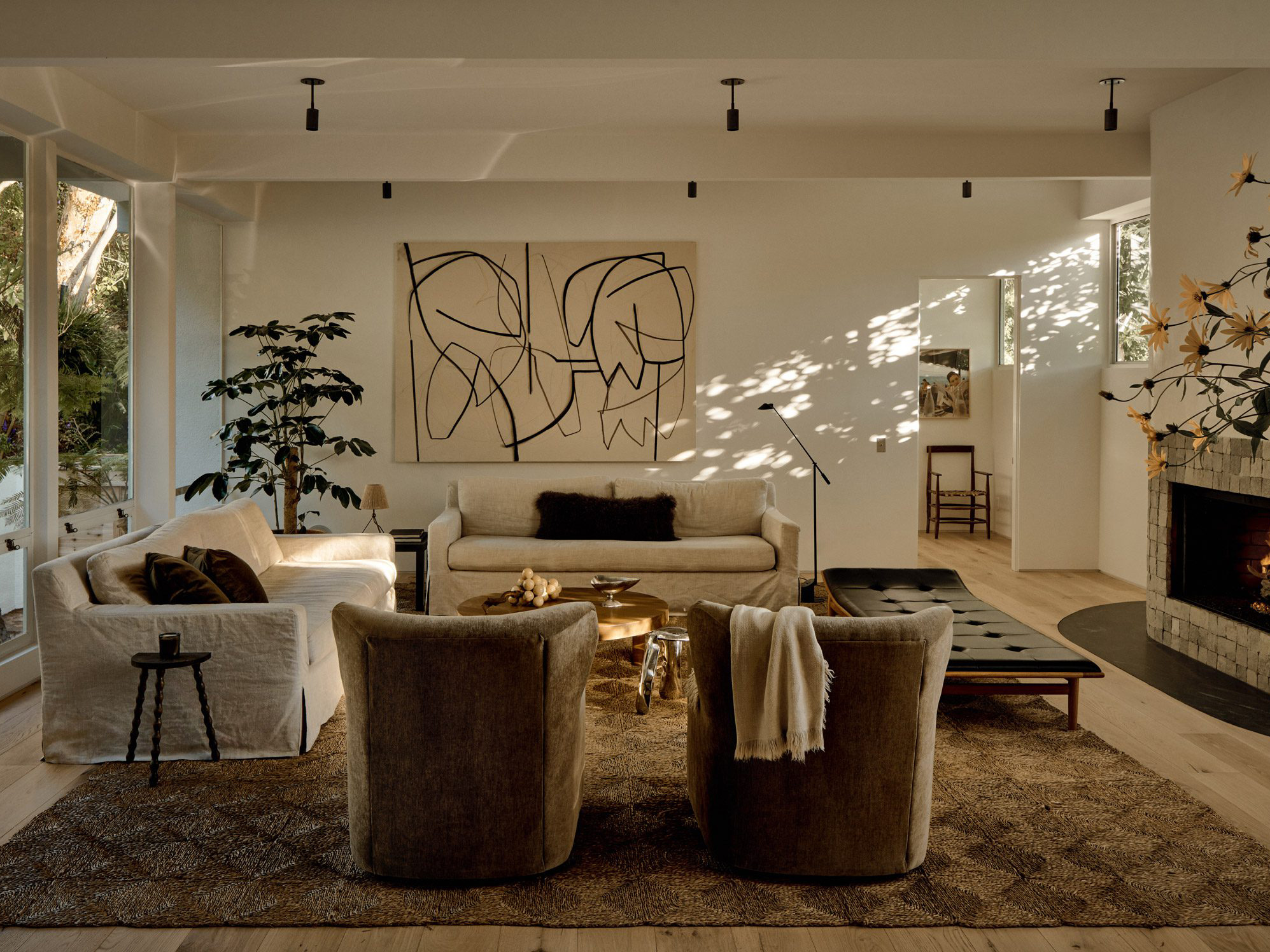 Biệt thự 12221 Benmore: Bức tranh thiên nhiên trong không gian Mid-Century