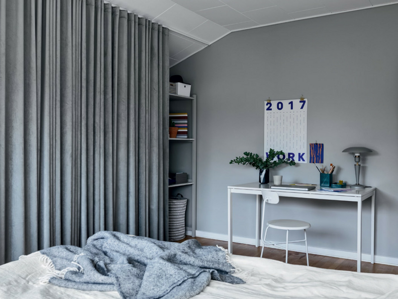 Before-After: cách tạo góc làm việc nhỏ và tiện ích ngay trong phòng ngủ