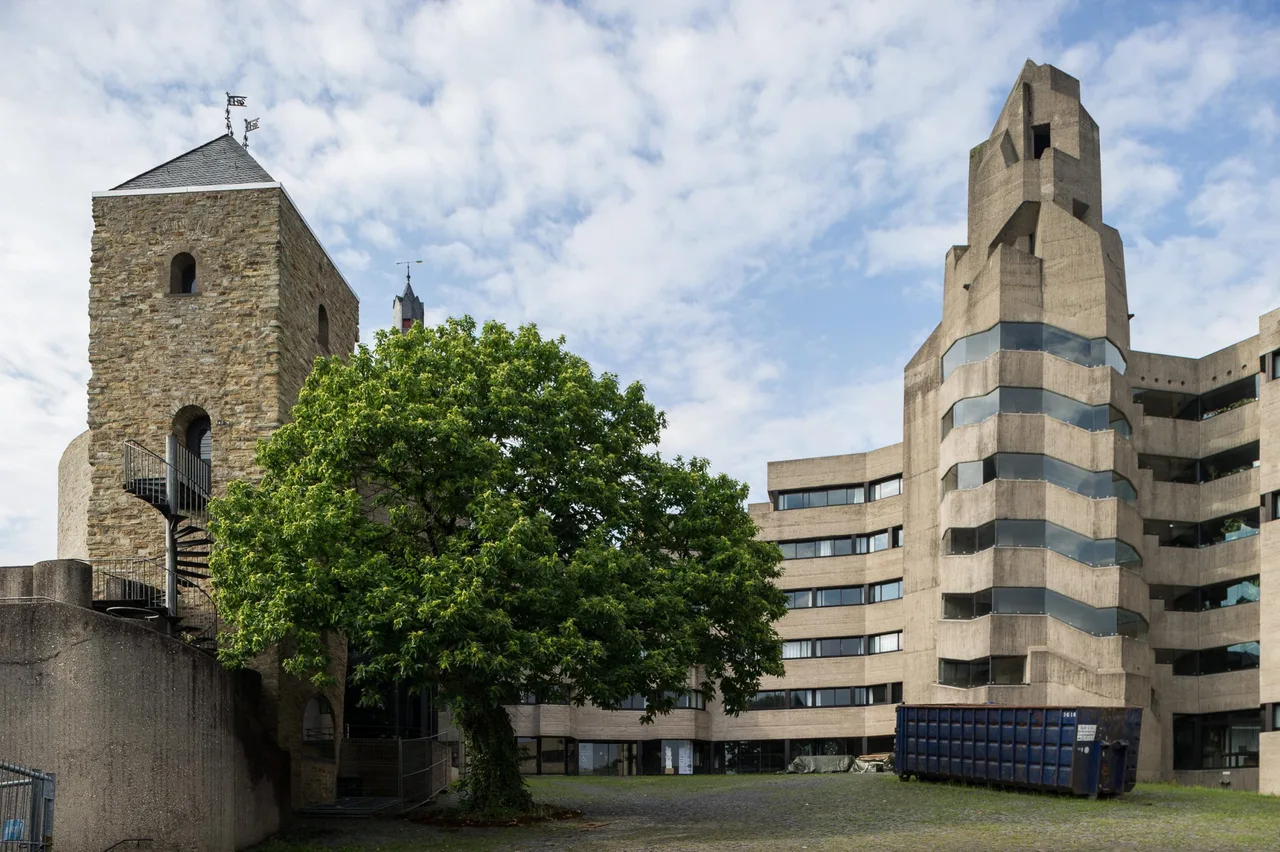 dieu khac architecture sculpture Gottfried Böhm Bensberg