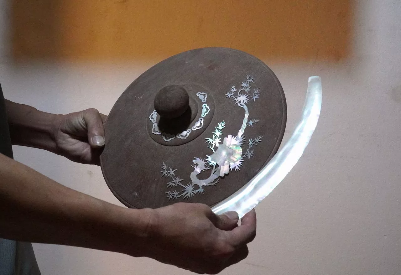 kham xa cu mother of pearl inlay lich su nguon goc lang nghe