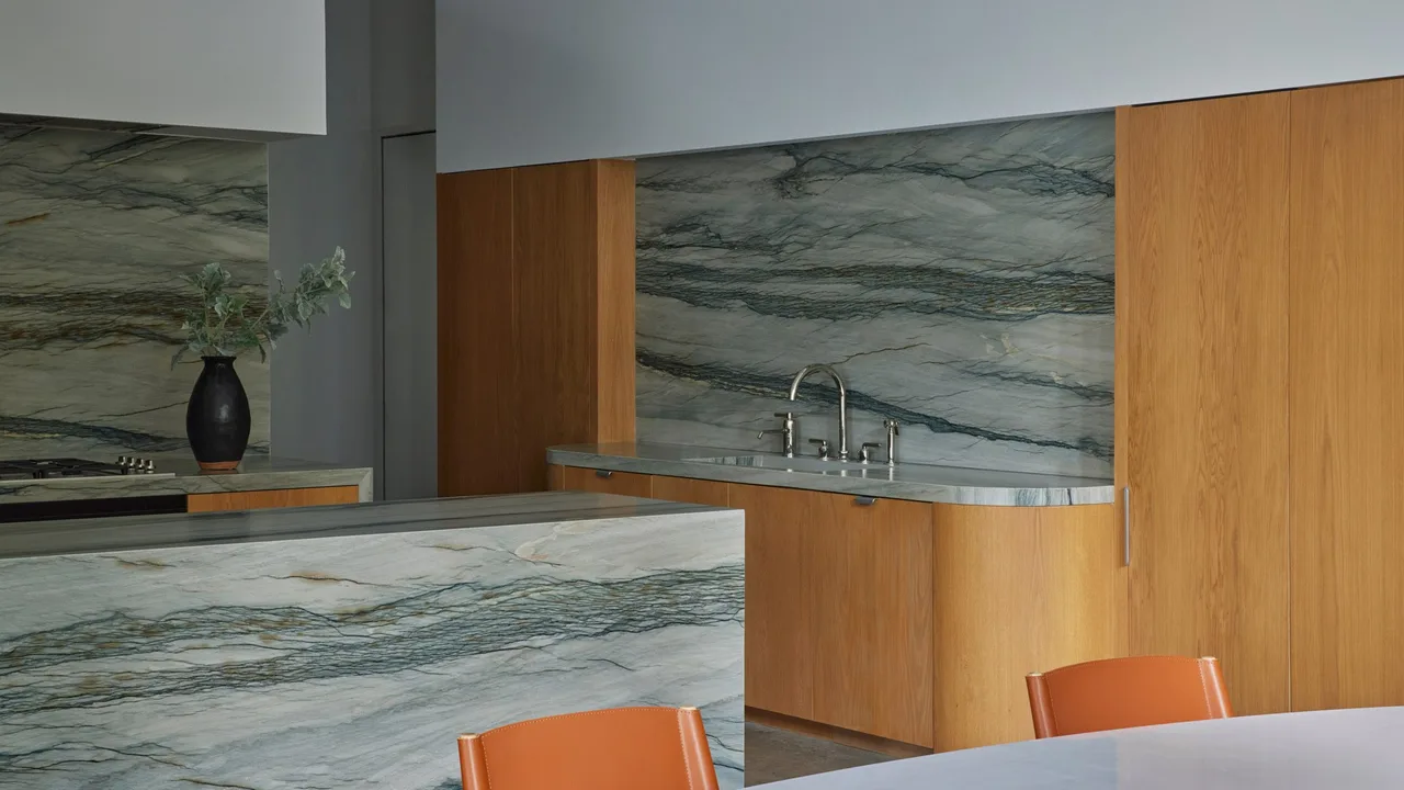 thiet ke noi that green marbel green stone interior