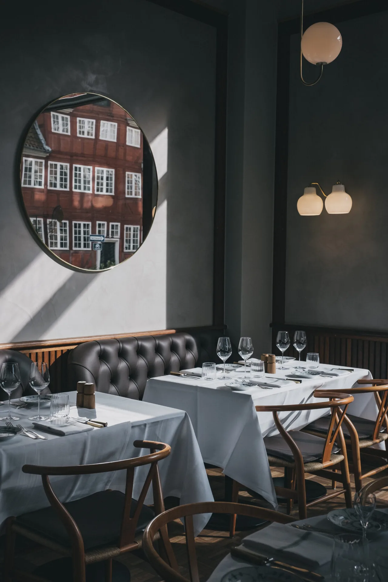 nha hang Montergade am thuc copenhaghen dan mach diem den elle