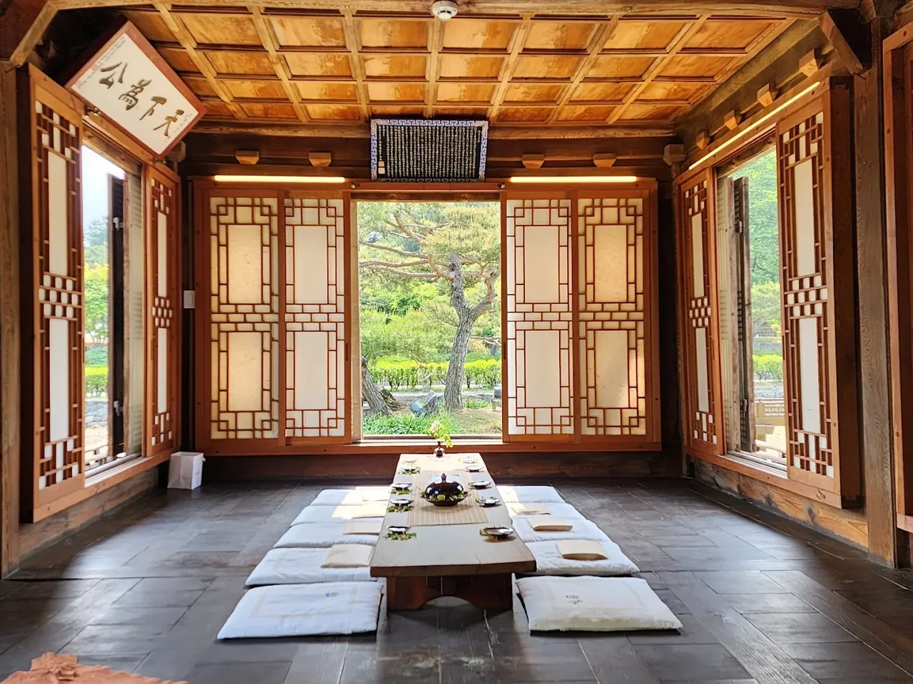 chau a asian mansion